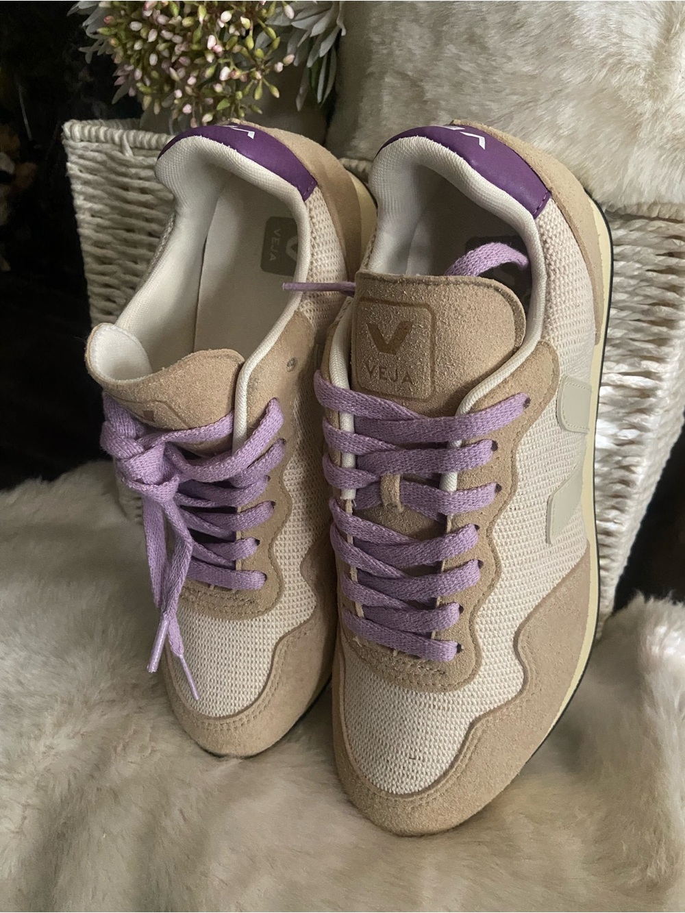 VEJA SDU J-MESH NATURAL PIERRE COSMOS SNEAKERS. NWT